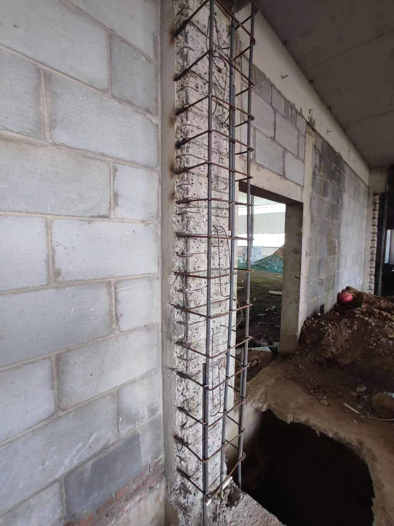 萍乡混凝土浇筑后多久可以拆模板